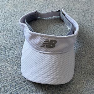 NB hat